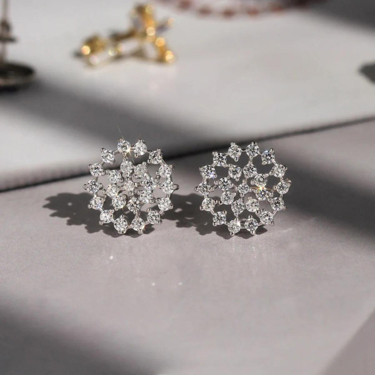 Shiny Cubic Zirconia Snowflake Flower Stud Earrings Delicate Dainty Silver Tone Earrings, Elegant Fashion Accessories for Ladies