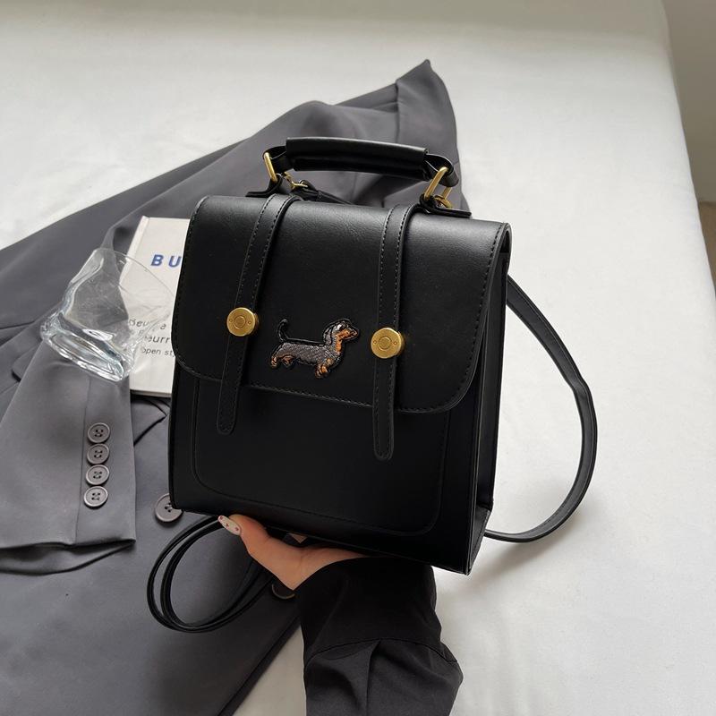 

Класс рюкзак женский 2024 осень и зима новый ретро модный тренд студенческая сумка нишевая высококачественная женская сумка