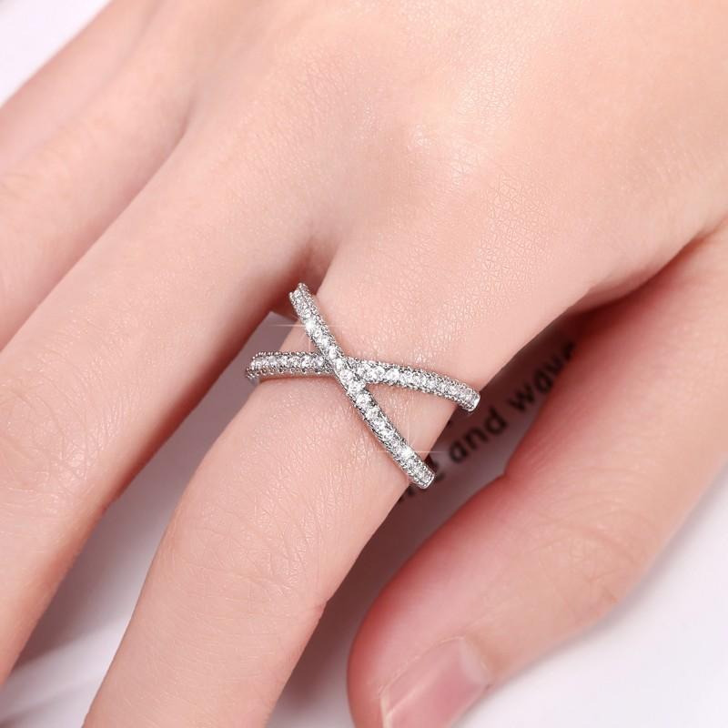 Huitan Fashion Cross Finger Rings for Women 3 Metal Colors Paved Dazzling Cubic Zirconia Simple Stylish Female Rings Hot Zircon