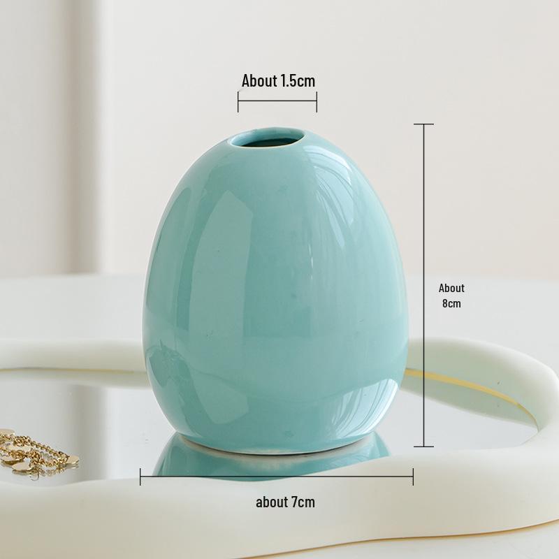 Small Daisy Artificial Flower in Cream Ceramic Vase - Ins Style Tulip for Living Room or Bedroom Decoration.