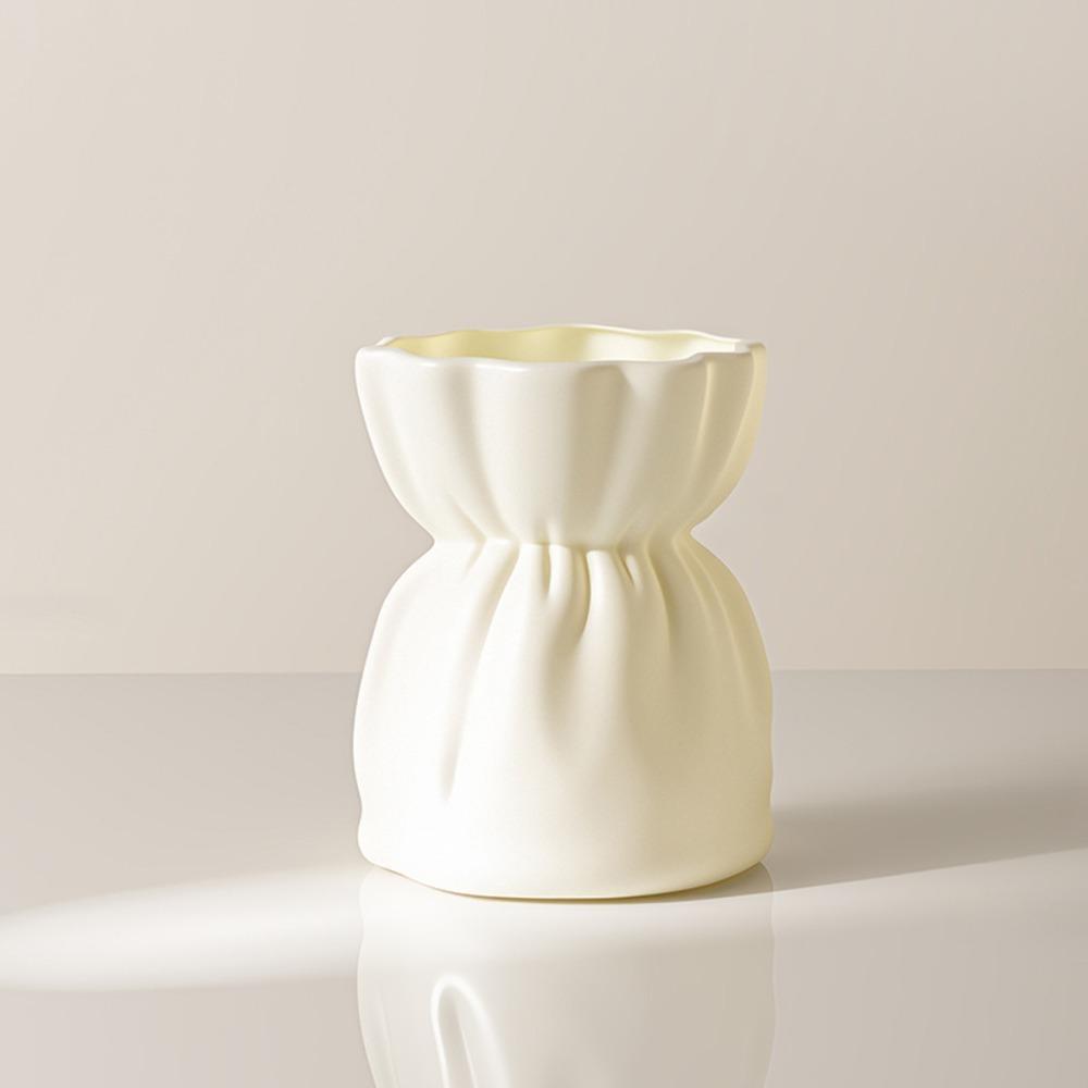

Nordic Plastic Bouquet Vase Solid Color High-end Water Cultivation Vase Imitation Ceramic Desktop Decor Flower Arrangement Vase