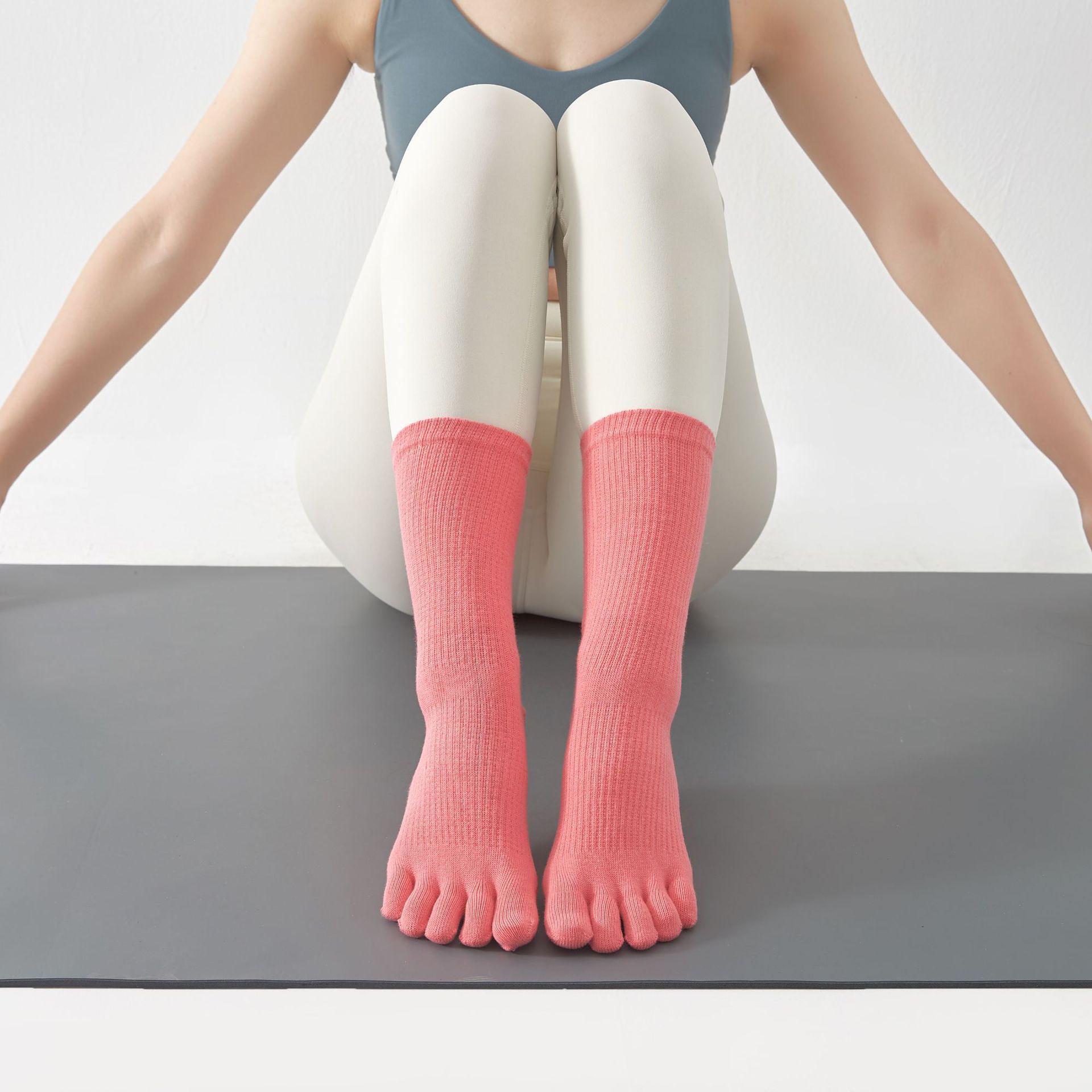 Pure Cotton Non-slip Pilates Five-Finger Yoga Socks - Mid-Calf Fitness Socks One Size (35-40) розовый