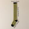 Warmhalten Bunte gestreifte Strümpfe Japanischer Stil Schweißabsorbierend Overknee-Socken Niedliche schmale gestreifte lange Socken Weihnachten