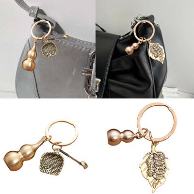Llavero de Calabaza de Latón con Diseños Huecos Ofreciendo Durabilidad Y Estilos Portátil para Personalizar Accesorios Entusiastas