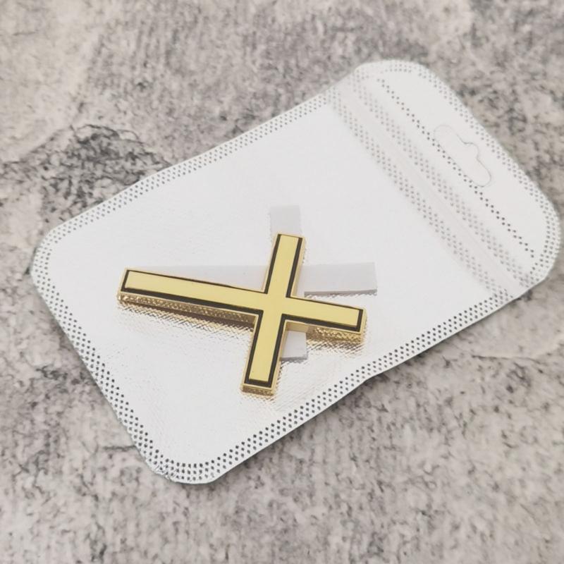 Raised Crosses Car Emblem Metal Decoration Weather Resistant Adhesive Sticker Decal for Vehicles Tailgate