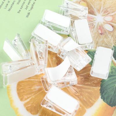 50 τμχ Αυτοκόλλητα κλιπ τοίχου Διαφανή που δεν παραμορφώνονται εύκολα Συμπαγές μέγεθος Ευρέως χρησιμοποιούμενοι μίνι συνδετήρες εγγράφων