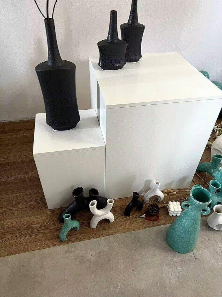 Wooden Square Display Stand Platform for Crafts and Mannequins