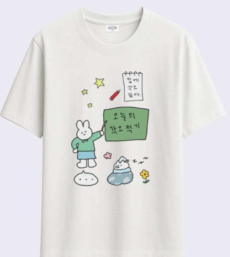 Korean Style Versatile Fashion Retro Cute Cat with Pink Gun TShirt Korean Text Graphic Casual Unisexs Clothing Women 2026 Summer