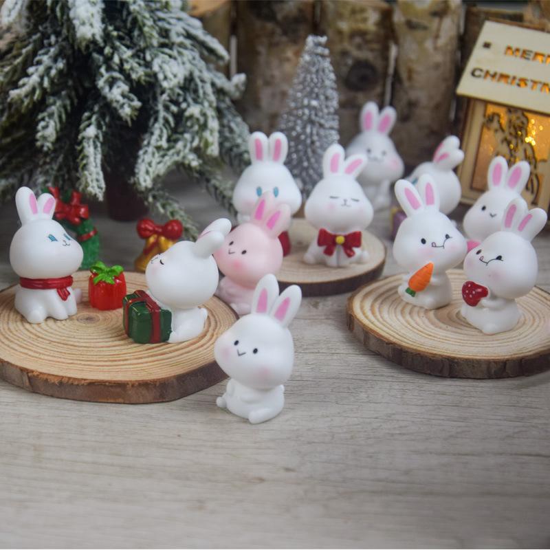 Christmas Resin Decorative ItemsMini Little Rabbits and Cute Cartoon Animals for Decoration and Landscaping