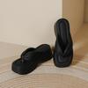 Lightweight and versatile thick-soled slippers women's summer new heightening soft-soled flip-flops outdoor beach shoes sandals