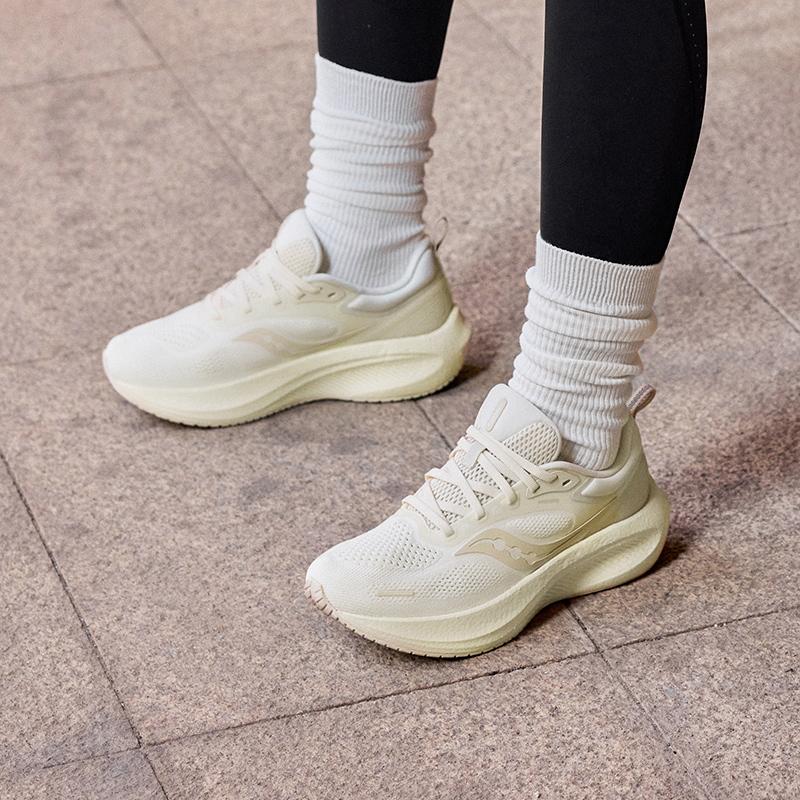 Saucony Surge 3 Versatile Comfortable Fabric Shock Absorbing Breathable Lightweight Low Top Casual Running Shoes Women sneaker Beige S18215-2