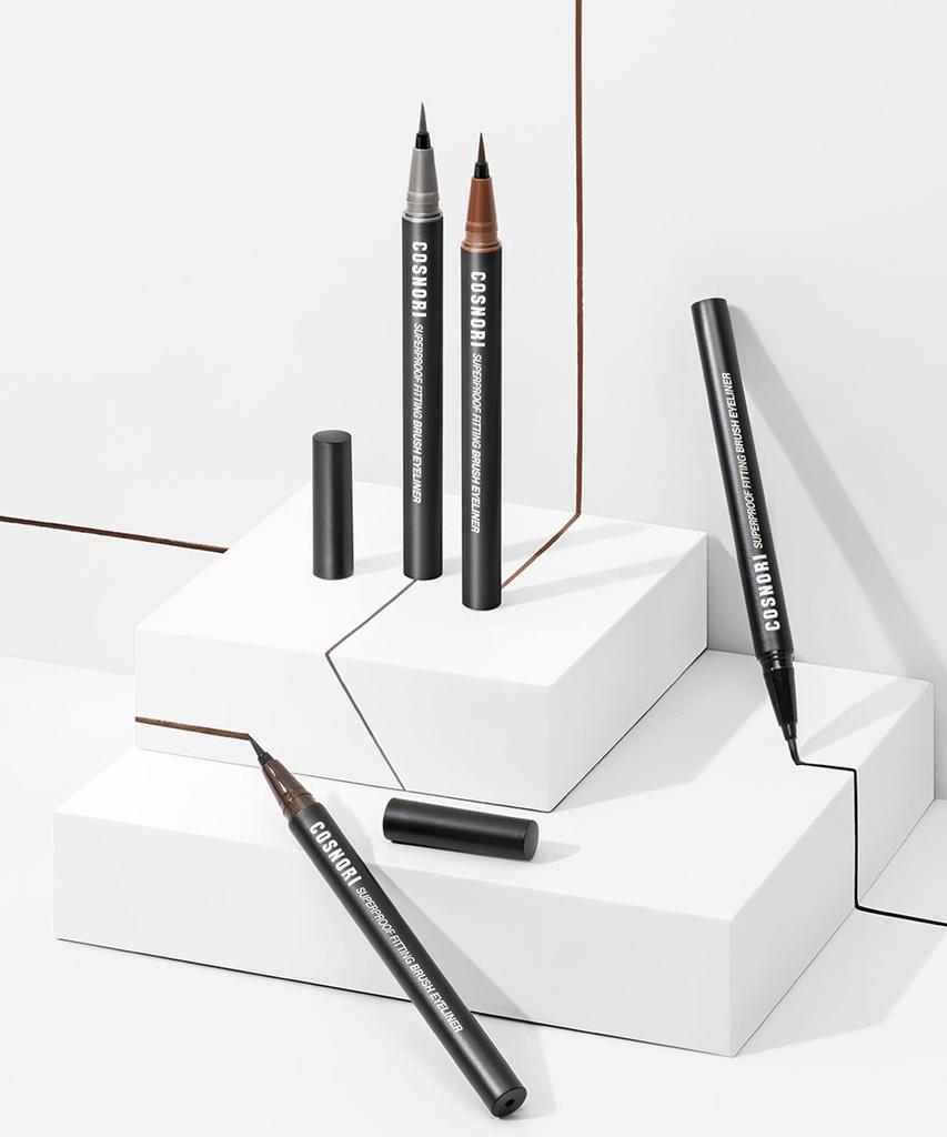 Superproof Fitting Brush Eyeliner