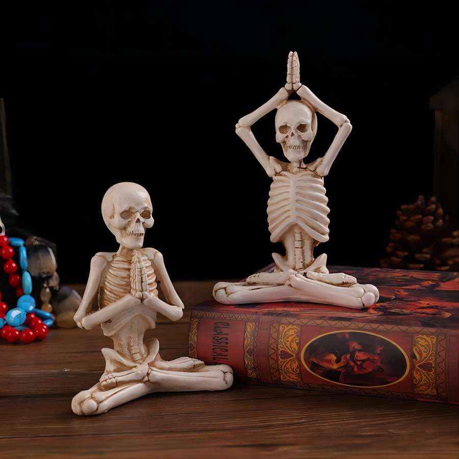 Meditation Skeleton Statue and Yoga Skeleton Statue Mini Set Resin Craft Ornaments Halloween Party Decoration Table Gothic