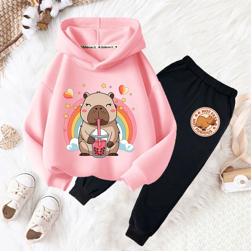 Capybara Getränk Bubble Tea lustiger Aufdruck Mädchen Mode Set Kinder Herbst und Winter Freizeit Bequem Warm Hoodie + Hose Zweiteiler Set