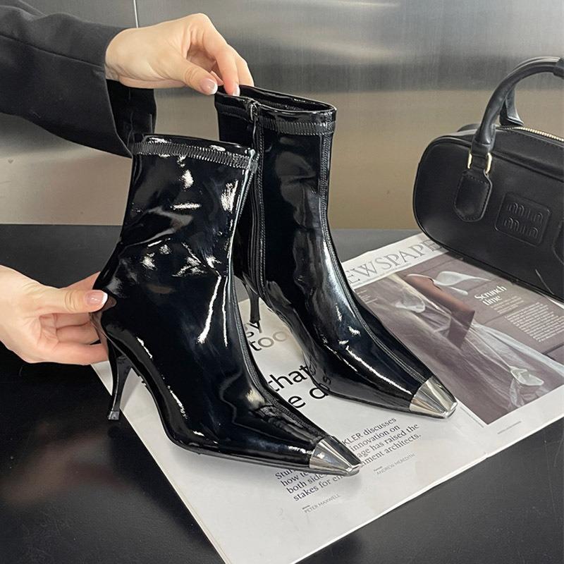 Single Boots Rose Park Caiying Medium Boots Sexy Metal Square Head Spring and Autumn Martin Boots Patent Leather Black Short Boots Women