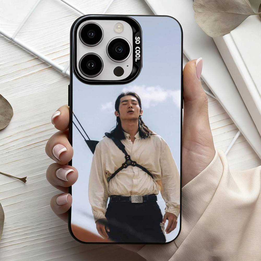 Dashing Actor Y-Yu Shi Phone Case For iPhone17,16,15,14,13,12,11 Plus,Pro Max Black Candy Silver Phone Case