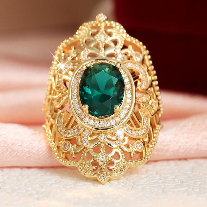Dazzling Inlaid White Green CZ Hollow Women's Ring Vintage Gold Color Hand Carving Daily Wear Party Jewelry Anniversary Gift