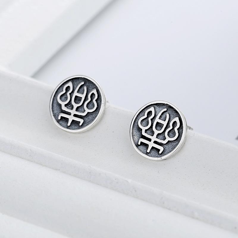 Temperament Silver Retro Old Music Word Simple Stud Earrings Men And Women Personality National Style Earrings Jewelry