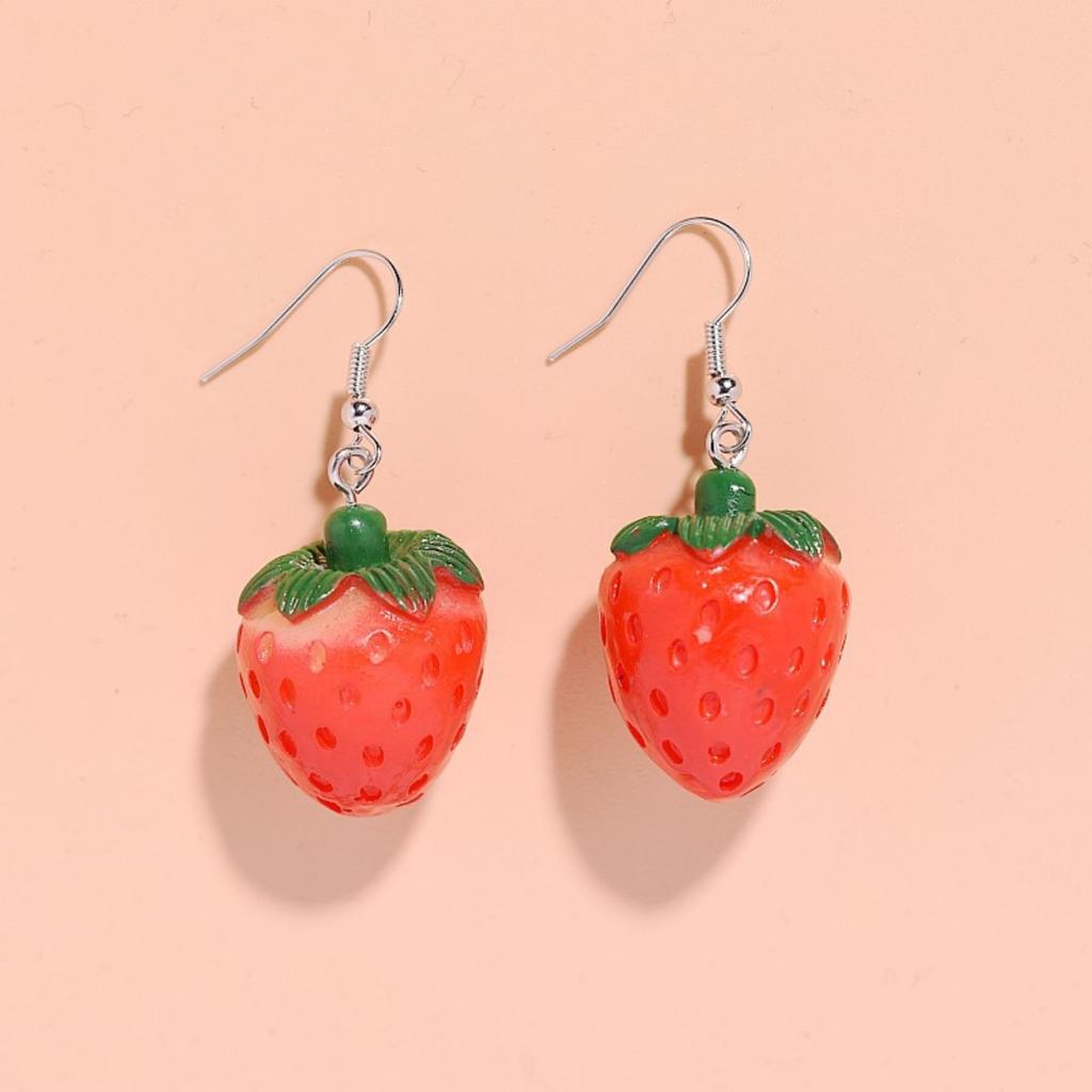 Fashion Simple Acrylic Strawberry Pendant Earrings Quality Drop Earrings for Girls Women Gift Lovely Zircon