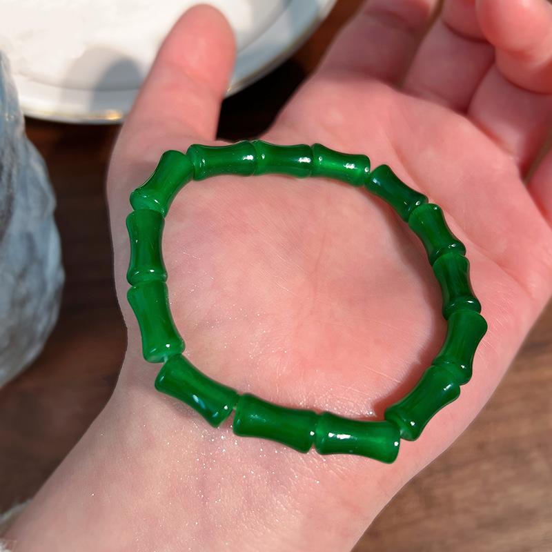 Original Design Imitation Jade Emerald Green Bracelet Women'S Section High-Rise Bracelet Street Stall High-Grade Natural Bracelet