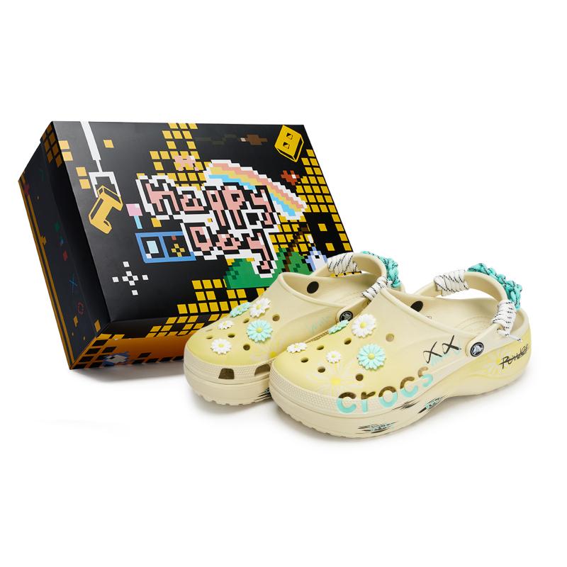 

Crocs Baya Platform Clog 811 Сделано Язык цветов Маргаритка Специальная обувная коробка Обувь с маленькими отверстиями-маргаритками Женская Белая Желтая Синяя 39-40