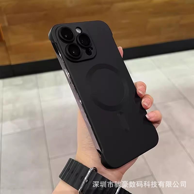 Applicable to iPhone17promax borderless matte magnetic mobile phone case Apple 16 with lens film 15 anti-drop PC