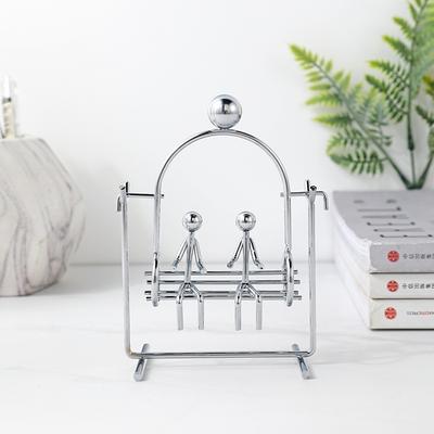 Iron Swinging Couple Stress Relieving Swinging Swinging Home Desktop Living Room Metal Model Birthday Gift Desktop Decoration