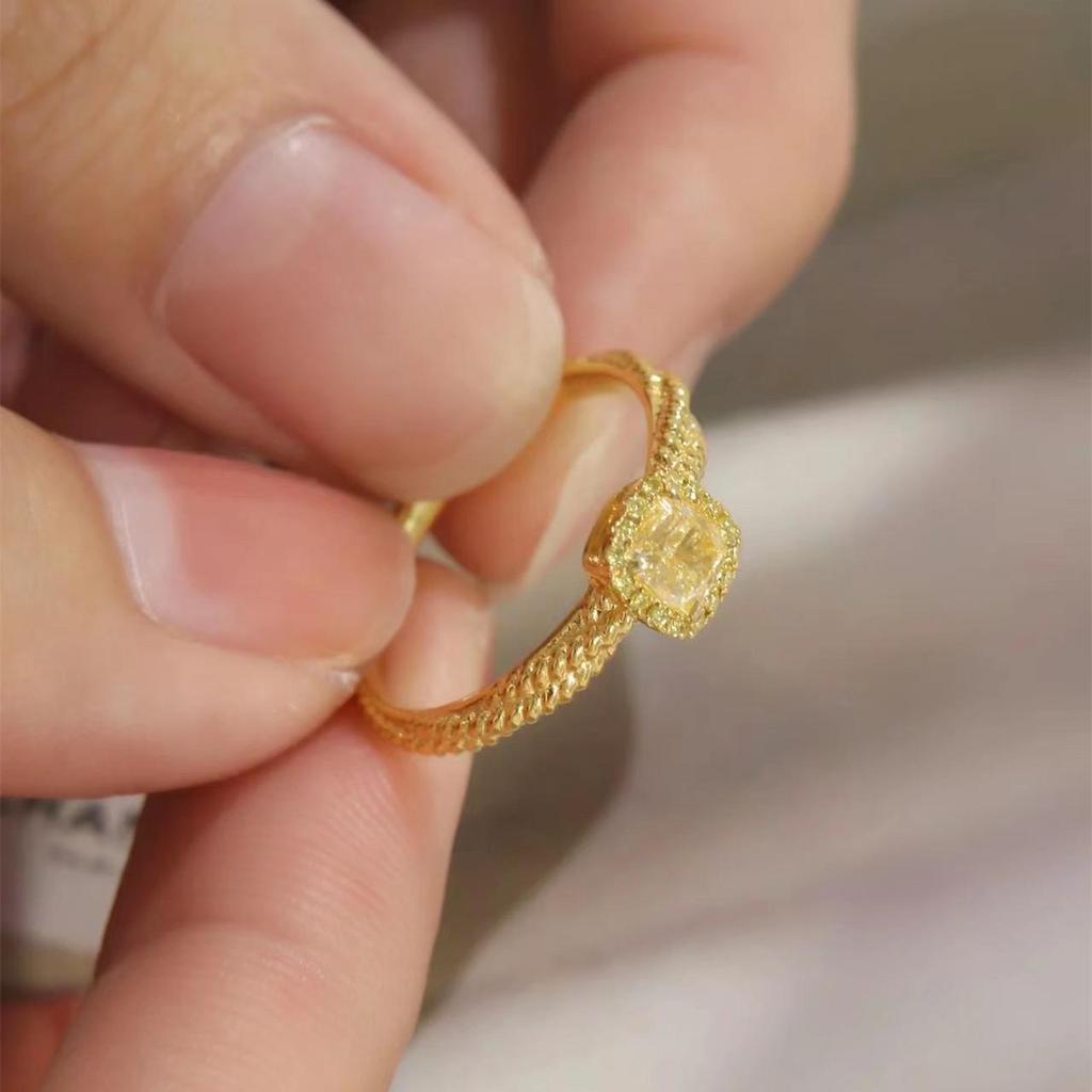 Douyin Xiaohongshu Sparkling Yellow Diamond Ring: Sweet & Noble Vine-Shaped Four-Claw Design