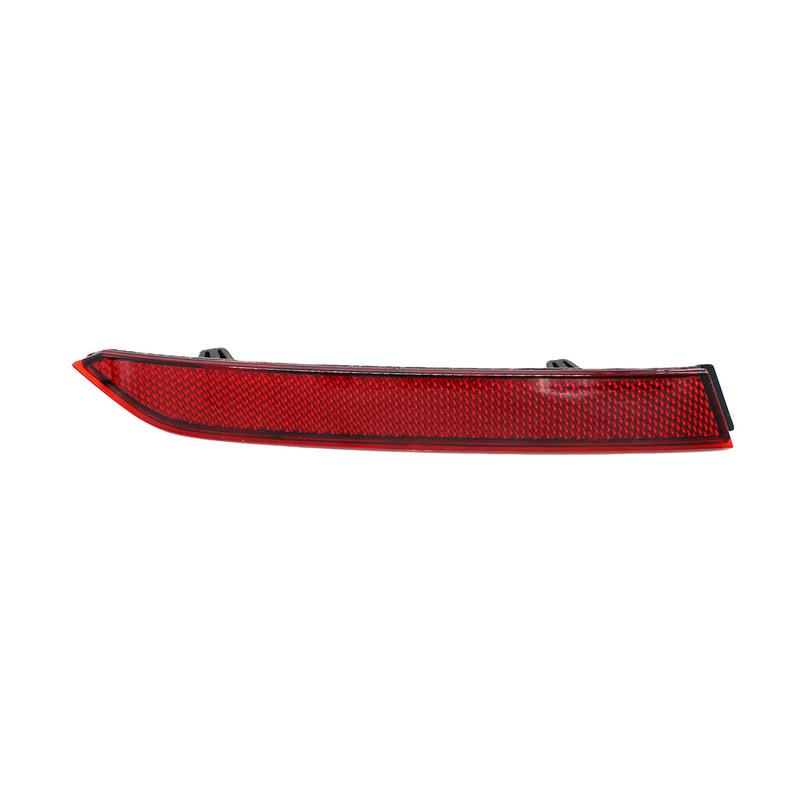 Rear Bumper Reflector Reflective Strip Tail Lamp No Bulbs for Passat B8 2017 2018 3G0945103B 3G0945105B 3G0945104B