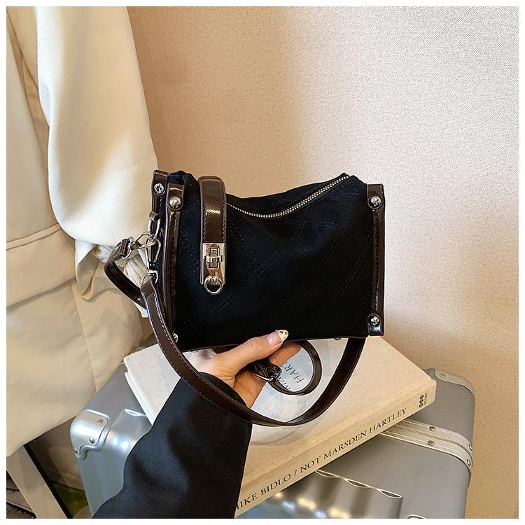Rhombus retro design 2025 new texture casual large-capacity handbag suede premium oblique span bag