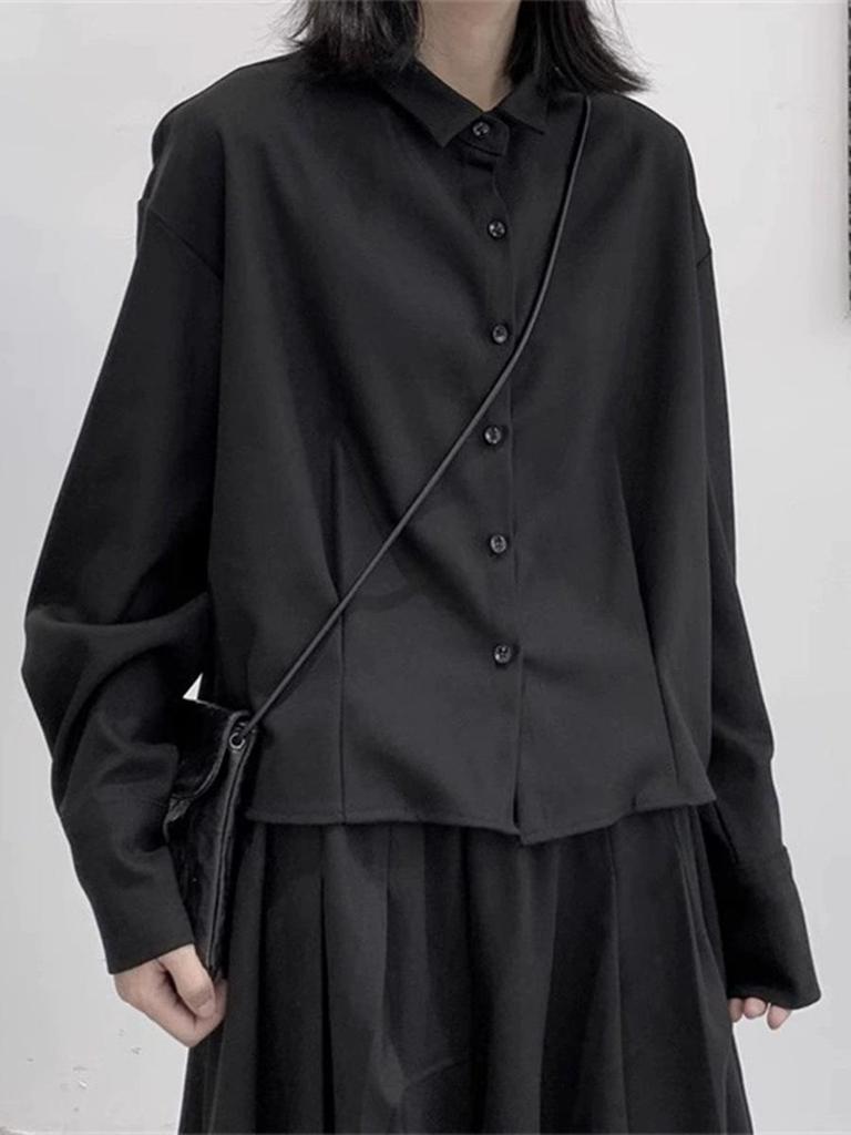 Women's Dark Style Pleated Wool Shirt: Slimming, Loose, Short, Long-Sleeved Japanese Design for Autumn & Winter