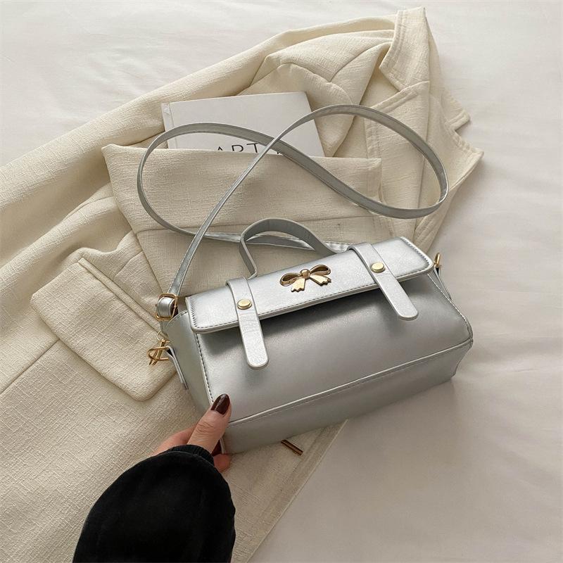 Fashionable Small Square Bag Simple Fashion Crossbody Bag Women Summer New Fashion Casual Simple Commuting Bag Women