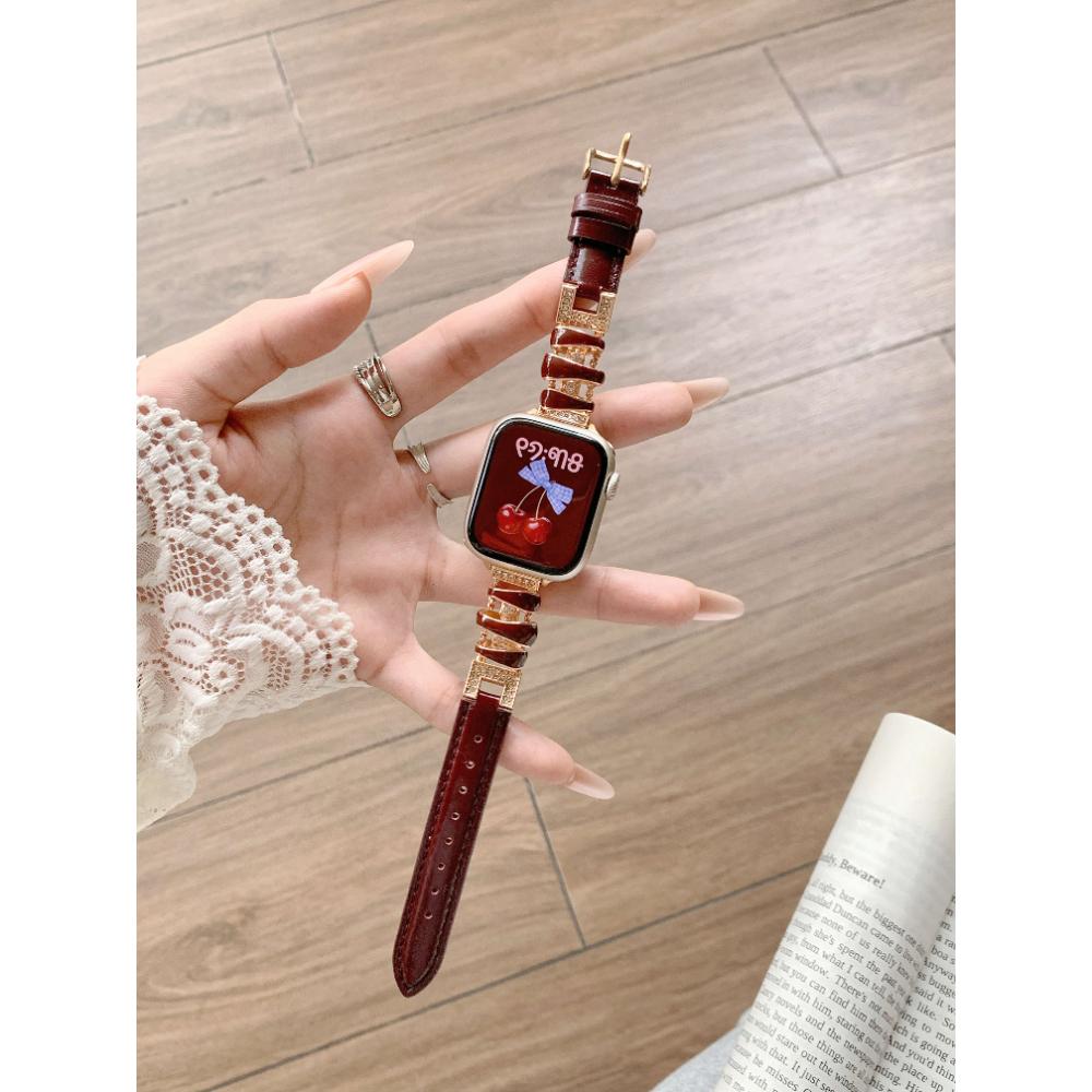 Women Metal Leather Watch Band for Apple Watch Series Ultra 11/10/9/8/7 SE Splice Leather Strap for 38 40/41/42/44/45/46/49mm Replacement Bracelet