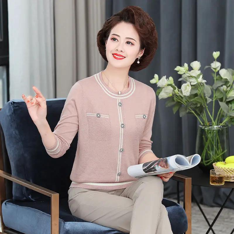 

Women s Round Neck T-shirt New Style Mom Tops L рожевий