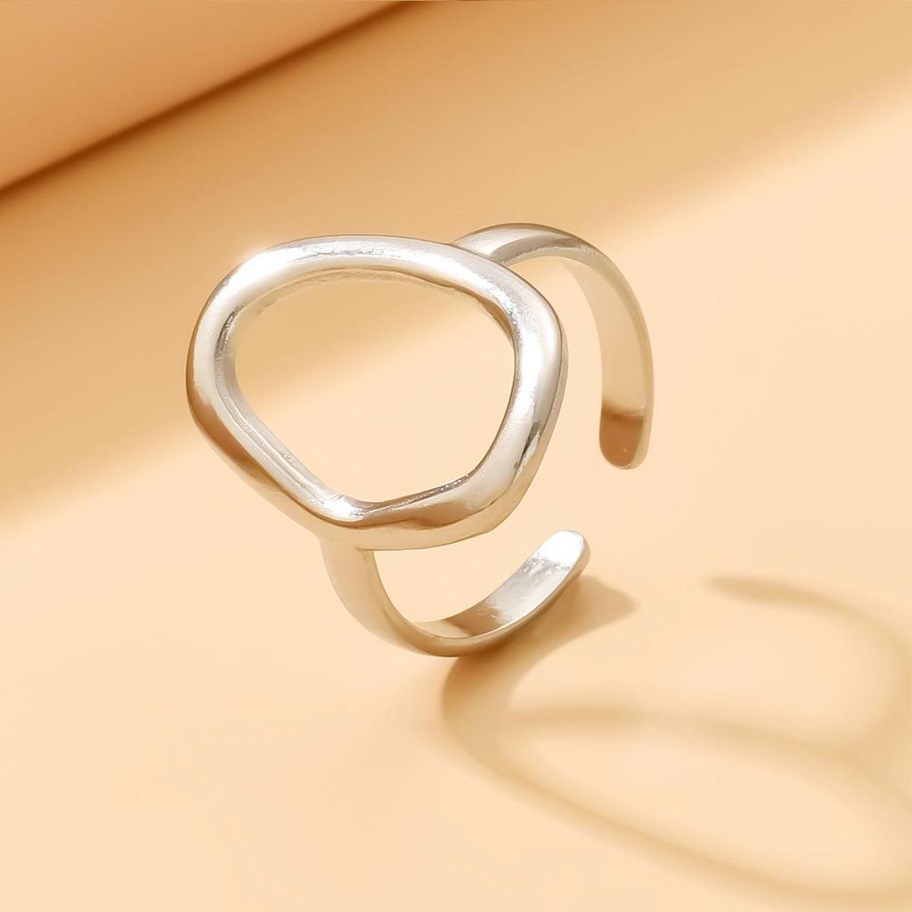 Women's Open Baroque Oval Geometric Ring In Stainless Steel