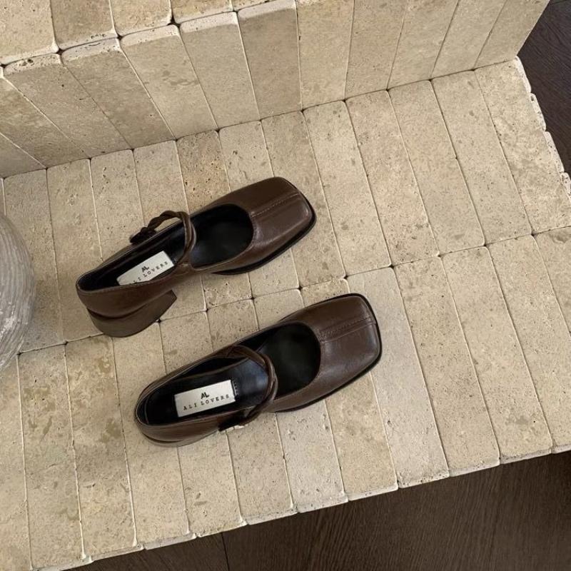 2026 Women Mary Jane Shoes Autumn Soft Leather Eelgant Dress Shoes New Ladies Casual Retro Square Toe Fashion Women's Shoes