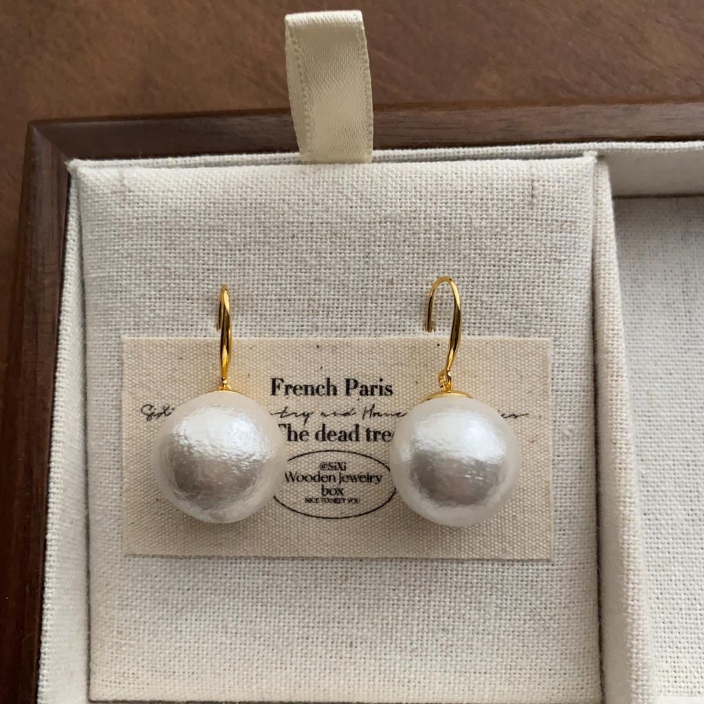 Exquisite Pearl Earrings Ear Hooks Gentle Elegance Simple Earrings
