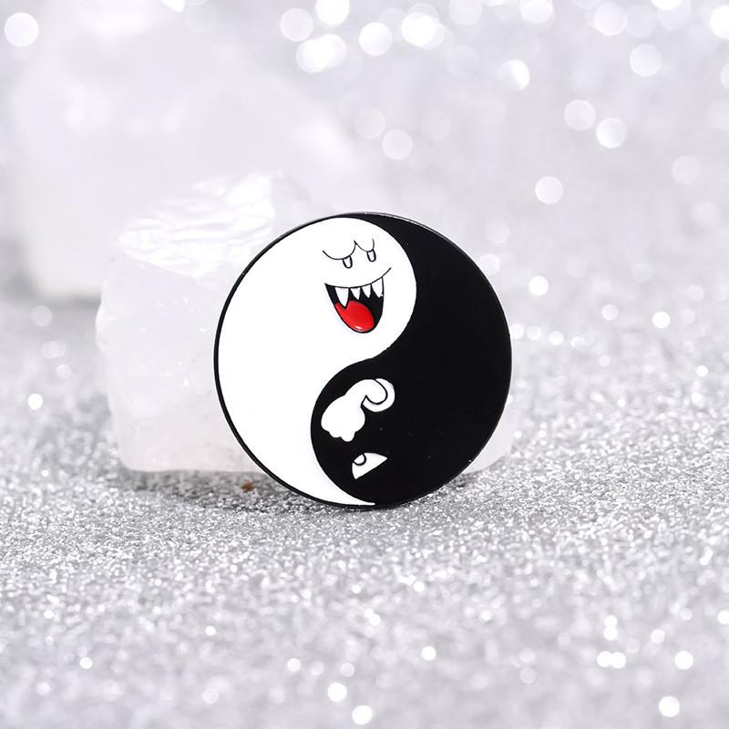 Eye-catching Alloy Cartoon Duck Pin Multifunctional Decorative Brooch For All Occasions