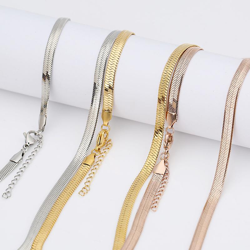 18K Gold Nordic-Style Titanium Snake Bone Chain Necklace for Women