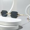 Vintage Fashion High-end Metal Rimless Sunglasses, Suitable for Men and Women As Daily Casual Accessories. Perfect for Parties