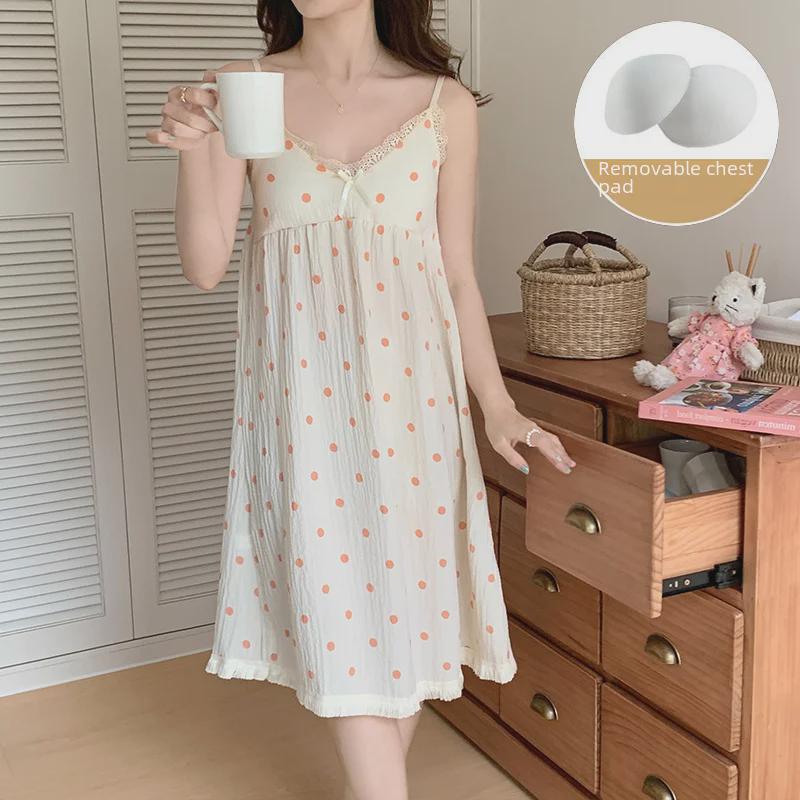 Nachthemd aus Bubble-Baumwolle mit Polka Dots im koreanischen Stil und Brustpolstern für Damen - Sommer-Trägerpyjama
