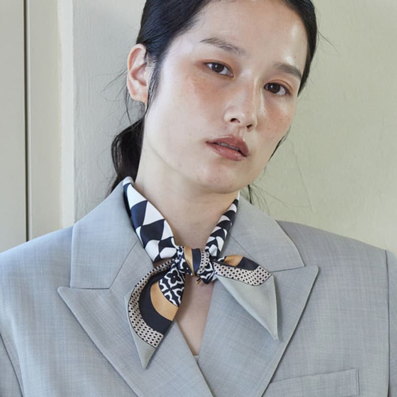 ANA MAISON Space for A Silk Twilly Scarf [PMT-1399]