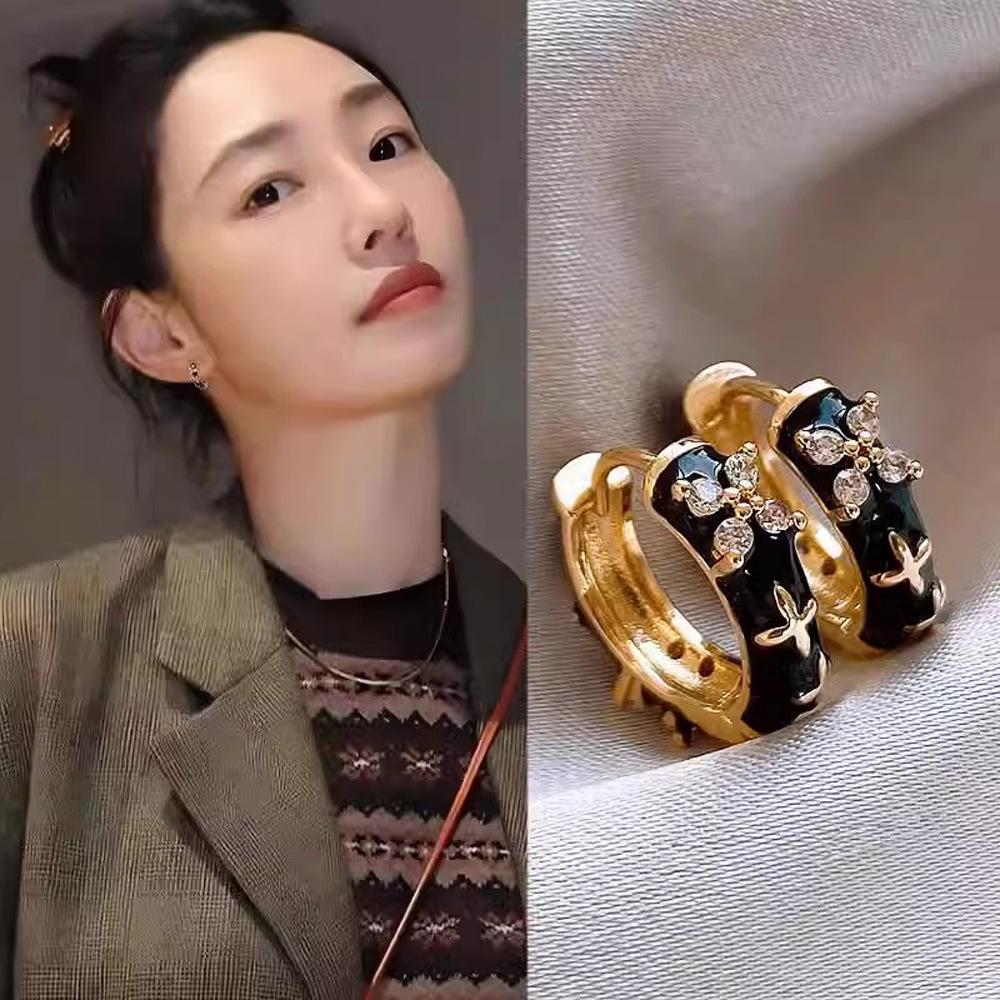 

Luxury Black Enamel Hoops: Women s High-End Niche Design Studs