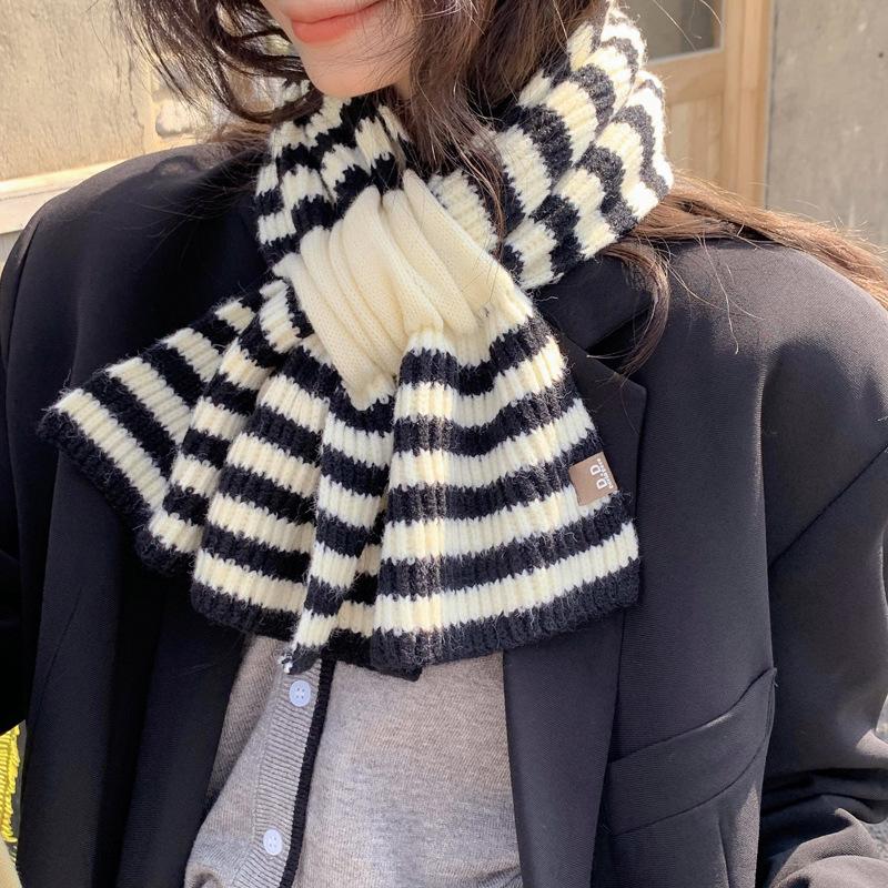 

Вязаный полосатый крест женский осенне-зимний корейский выпуск универсальный декоративный толстый теплый шарф