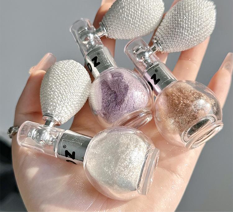 Cross-Border Shimmer Highlighter: Pearlescent Air Cushion Glitter & Spray Powder for Brightening