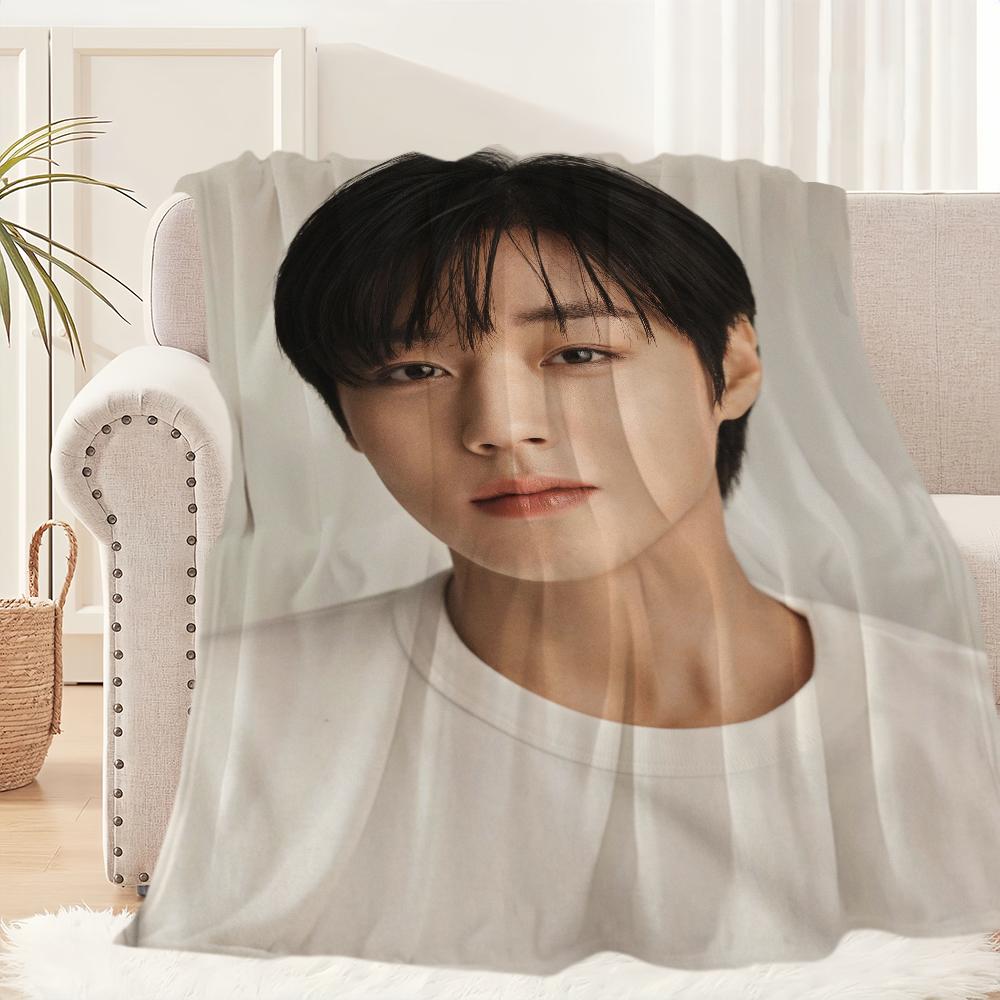 Kpop Boy P-Park Ji-Hoon Blanket Blanket for Couch Sofa Travel Home Hiking Picni Bed Beding Flannel Blanket birthday gift