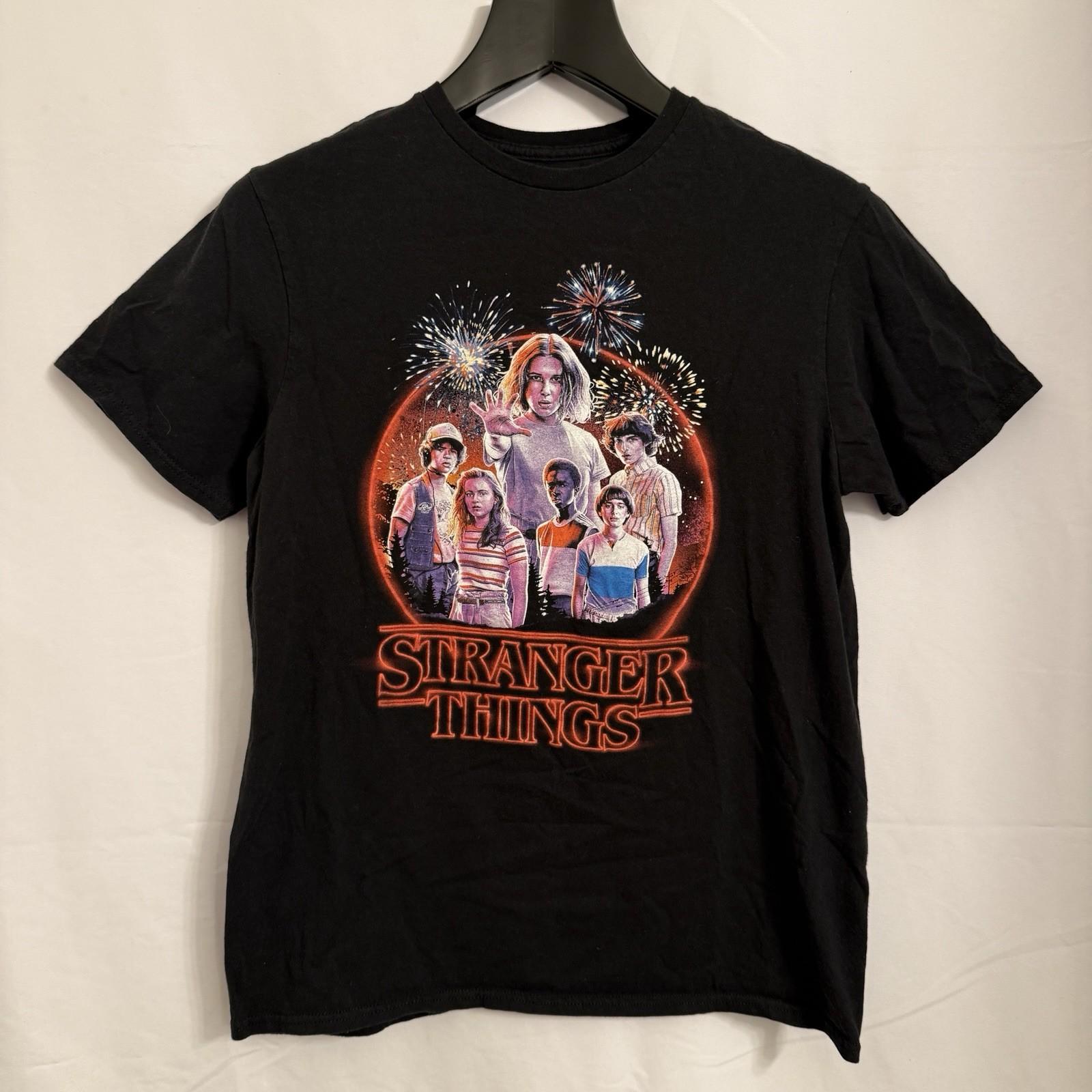 Stranger Things Shirt Men’s Medium Black Graphic Tee Netflix Unisex T-Shirt S