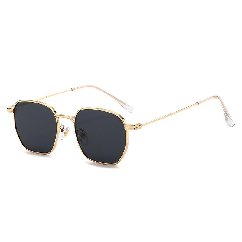 Ins New Retro Fashion Square Women Sunglasses Luxury Thin Frame Punk Trend Anti Ultraviolet Men Sun Glasses Uv400