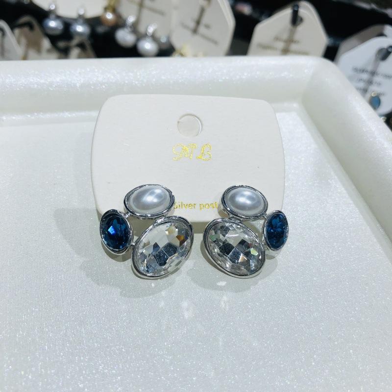 Women Fine Jewelry Set Fashion Gold Plated StainlessSteel Water Drop Zircon Stud Earrings for Women Fashion Wedding Jewelry Party Gift