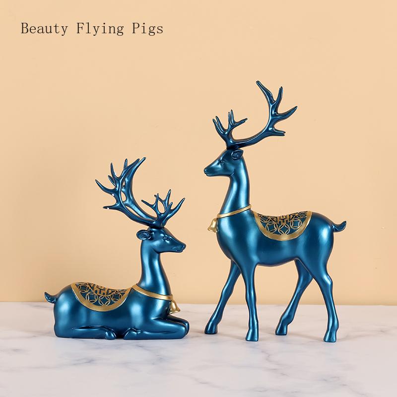 1 Pair of Resin Deer Ornaments, High-end Creative Wine Cabinet Living Room Office Desktop Decoration Housewarming Gift